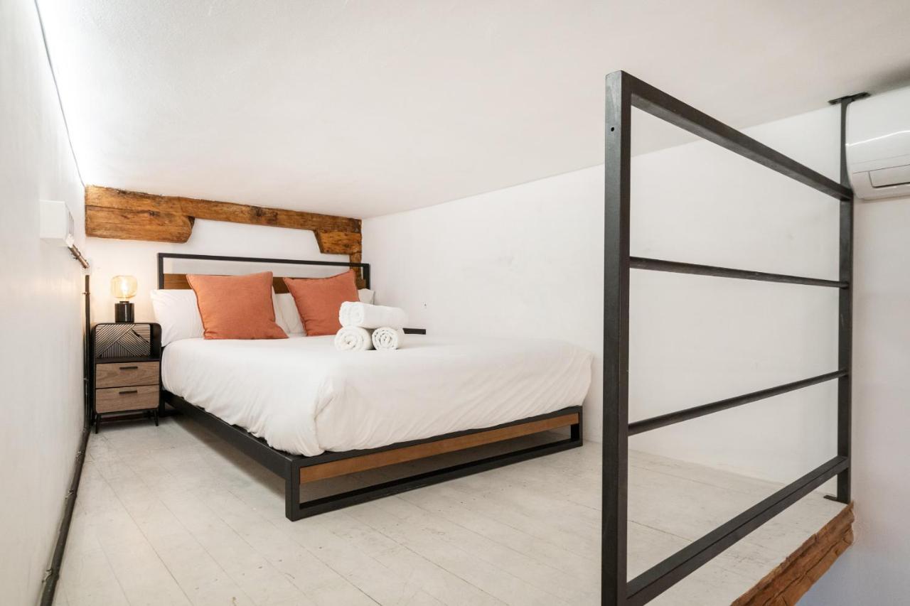 Апартаменты Apartamento De Diseno En El Centro Мадрид Экстерьер фото